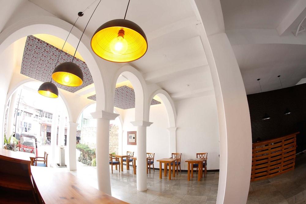 Zand Negombo Ettukala Esterno foto