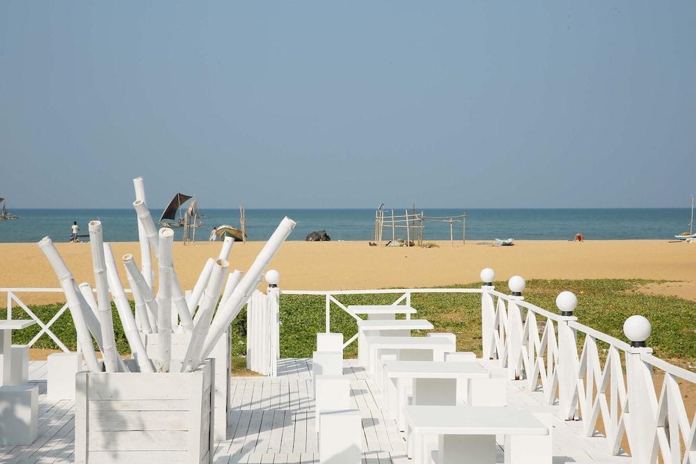 Zand Negombo Ettukala Esterno foto